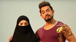 Secret Superstar Amir Khan fancy look