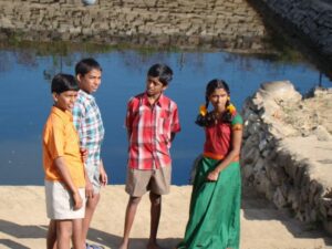 Puttani Party to watch with sister