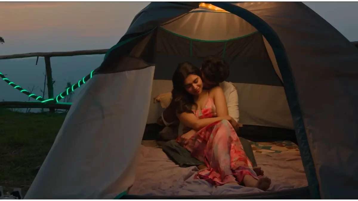 Sattendru Maarudhu Vaanilai box office collection