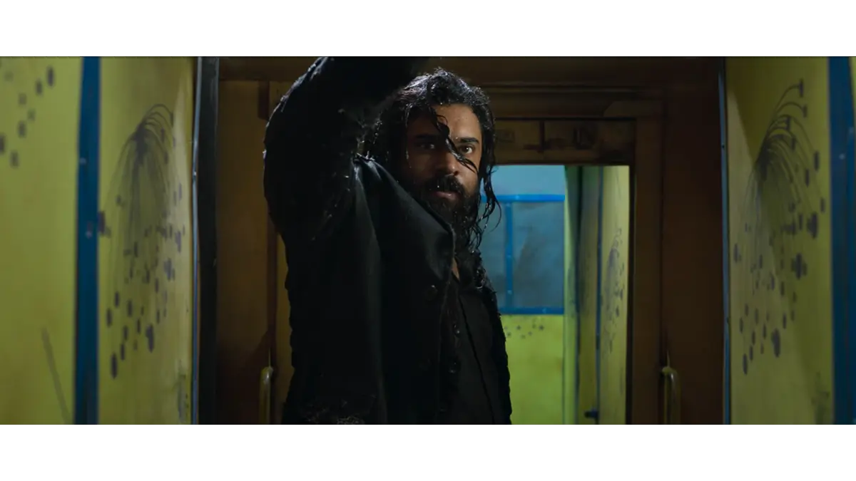 Yezhu Kadal Yezhu Malai box office collection